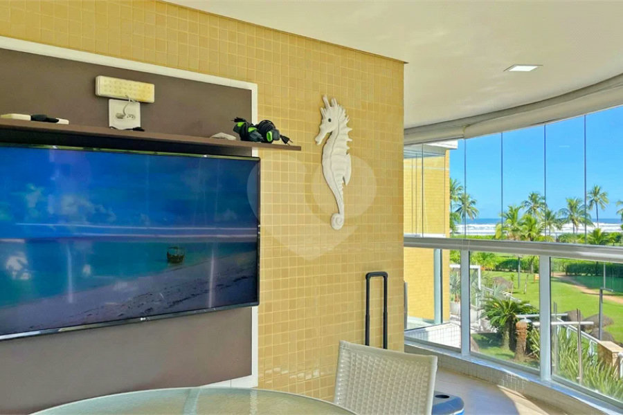 Apartamento à venda com 3 quartos, sendo 2 suítes,  em Riviera de São Lourenço, Bertioga, SP