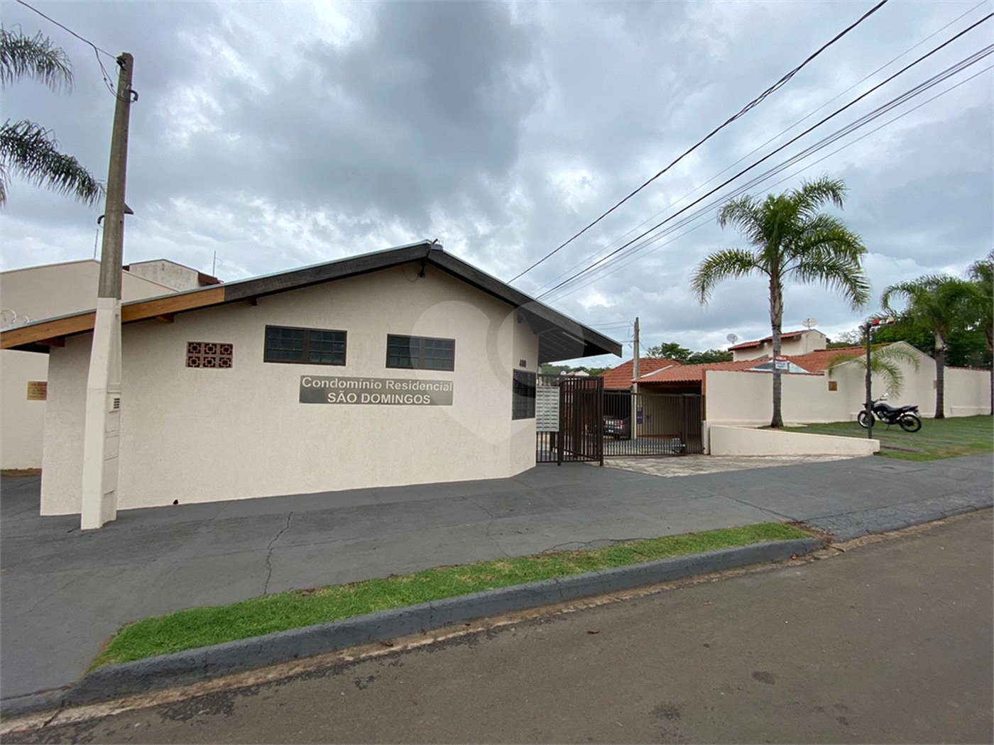 Casa Térrea no Condomínio Residencial São Domingos