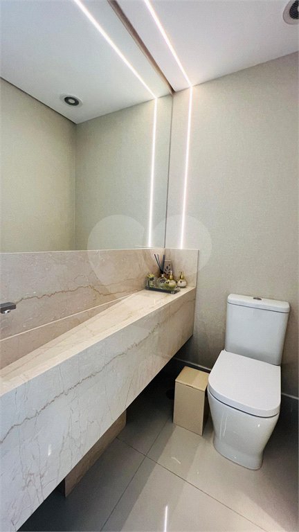 Apartamento à venda com 3 suítes em Campo Belo, São Paulo, SP