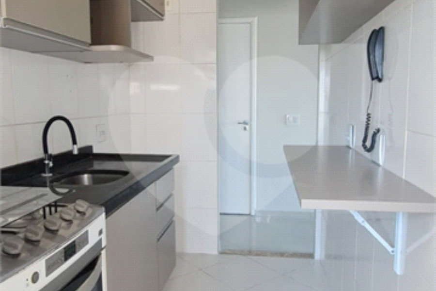 Apartamento à venda com 3 quartos em Vila Talarico, São Paulo, SP