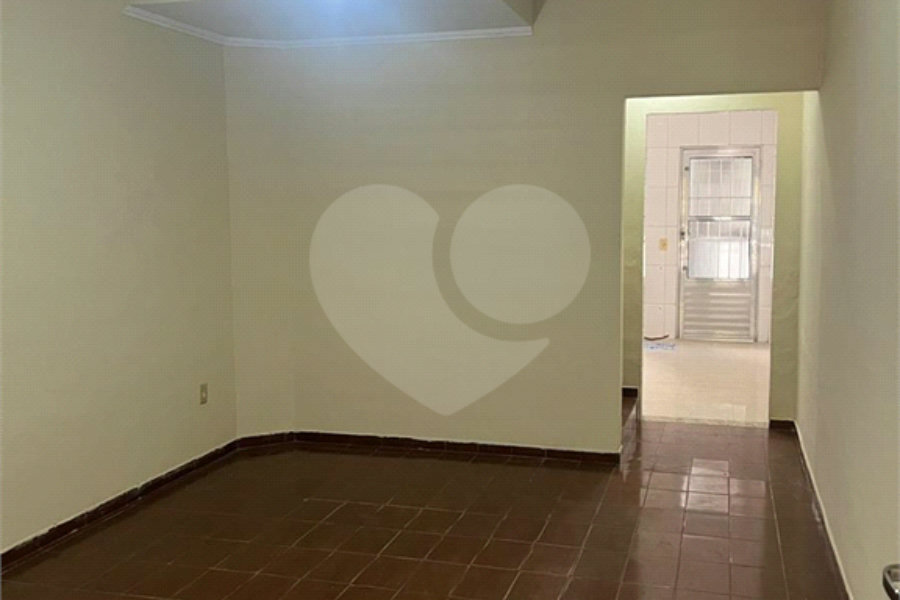Casa à venda com 4 quartos, sendo 1 suíte, em Artur Alvim, São Paulo, SP