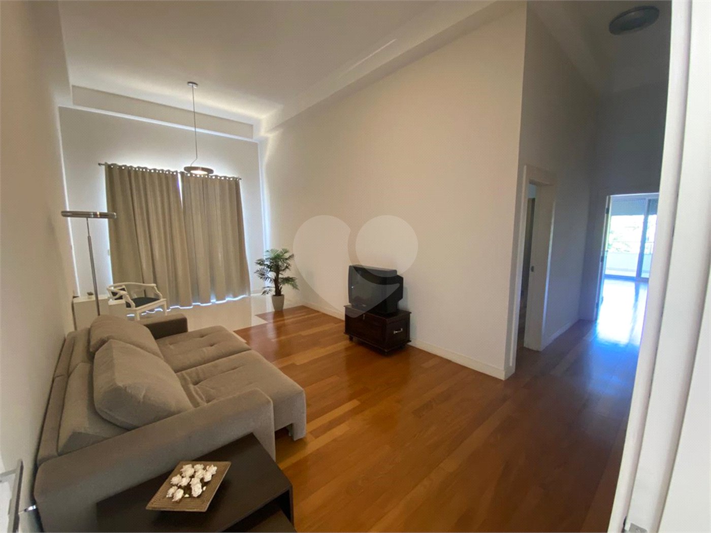 Casa á venda condomínio Damha I