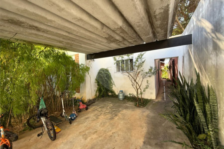Casa à venda com 3 quartos, sendo 1 suíte, em Ipiranga, São Paulo, SP