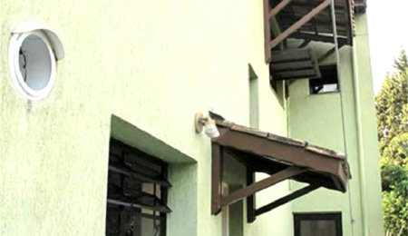 Sobrado à venda com 3 quartos, sendo 1 suíte,  em Tremembé, São Paulo, SP