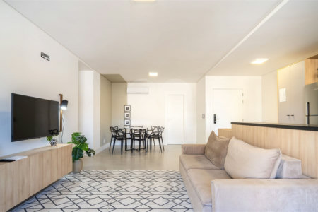 Apartamento à venda com 3 suítes em Jurerê, Florianópolis, SC