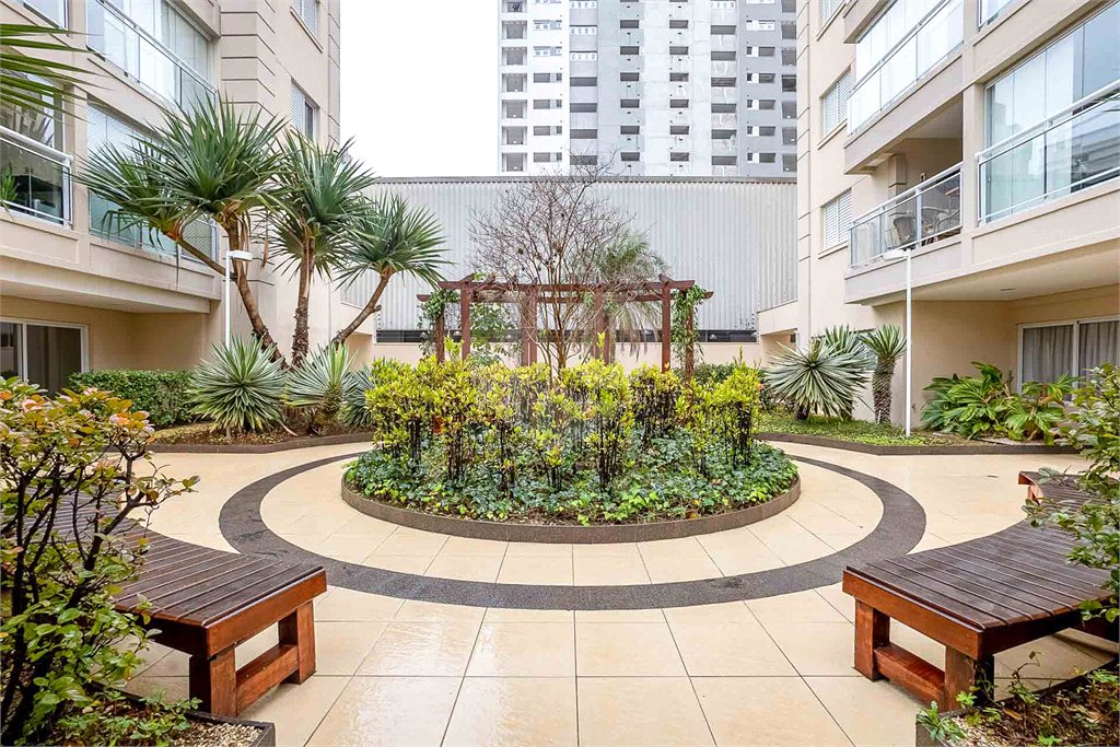 Apartamento à venda ou para alugar com 2 quartos, sendo 1 suíte, em Vila Olímpia, São Paulo, SP