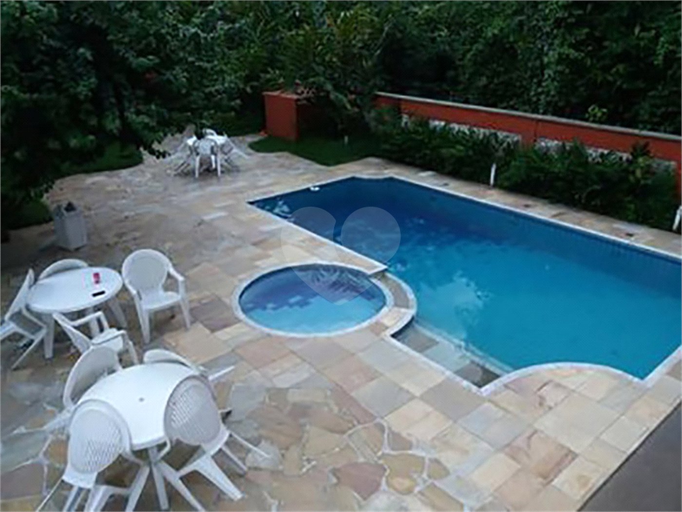 Apartamento à venda com 1 quarto em Sertão do Juquehy, São Sebastião, SP