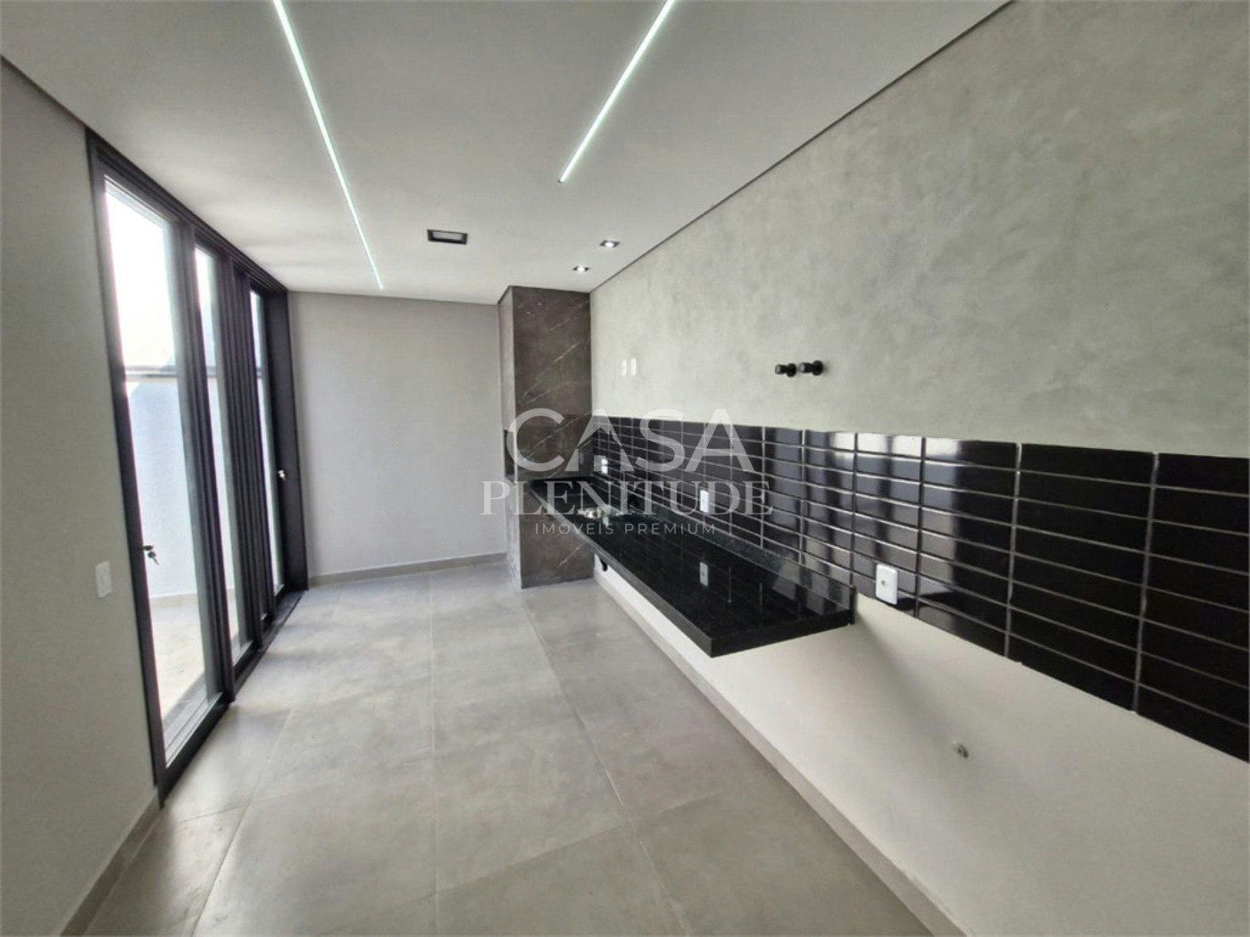 Casa em condomínio à venda com 3 quartos, sendo 1 suíte,  em Cajuru do Sul, Sorocaba, SP