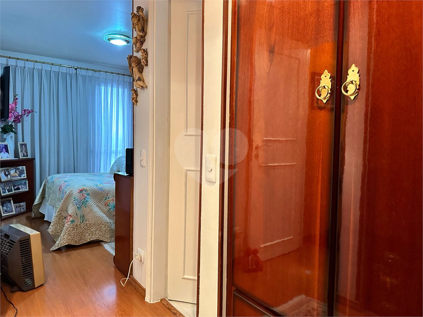 Cobertura à venda com 3 quartos, sendo 1 suíte, em Lar São Paulo, São Paulo, SP
