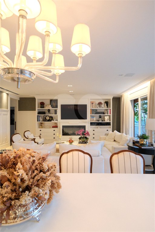 Apartamento à venda ou para alugar com 2 suítes em Jardim Paulistano, São Paulo, SP