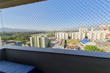 Apartamento à venda com 3 quartos, sendo 2 suítes,  em Vila Mogilar, Mogi das Cruzes, SP