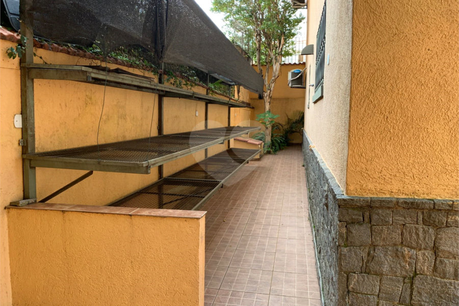 Casa à venda com 5 quartos, sendo 1 suíte,  no condomínio Casa, São Paulo - SP