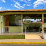 Casa à venda com 3 quartos, sendo 1 suíte,  no condomínio Maison Vert, Várzea Grande - MT