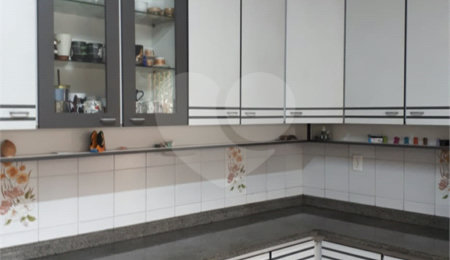 Sobrado à venda com 4 quartos, sendo 2 suítes, em Tucuruvi, São Paulo, SP