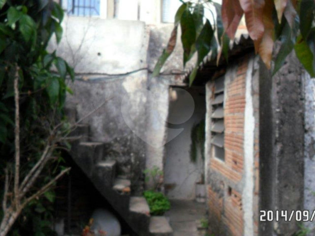 Terreno à venda em Parada Inglesa, São Paulo, SP