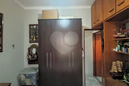 Casa Térrea à venda com 5 quartos, sendo 1 suíte, em Chora Menino, São Paulo, SP