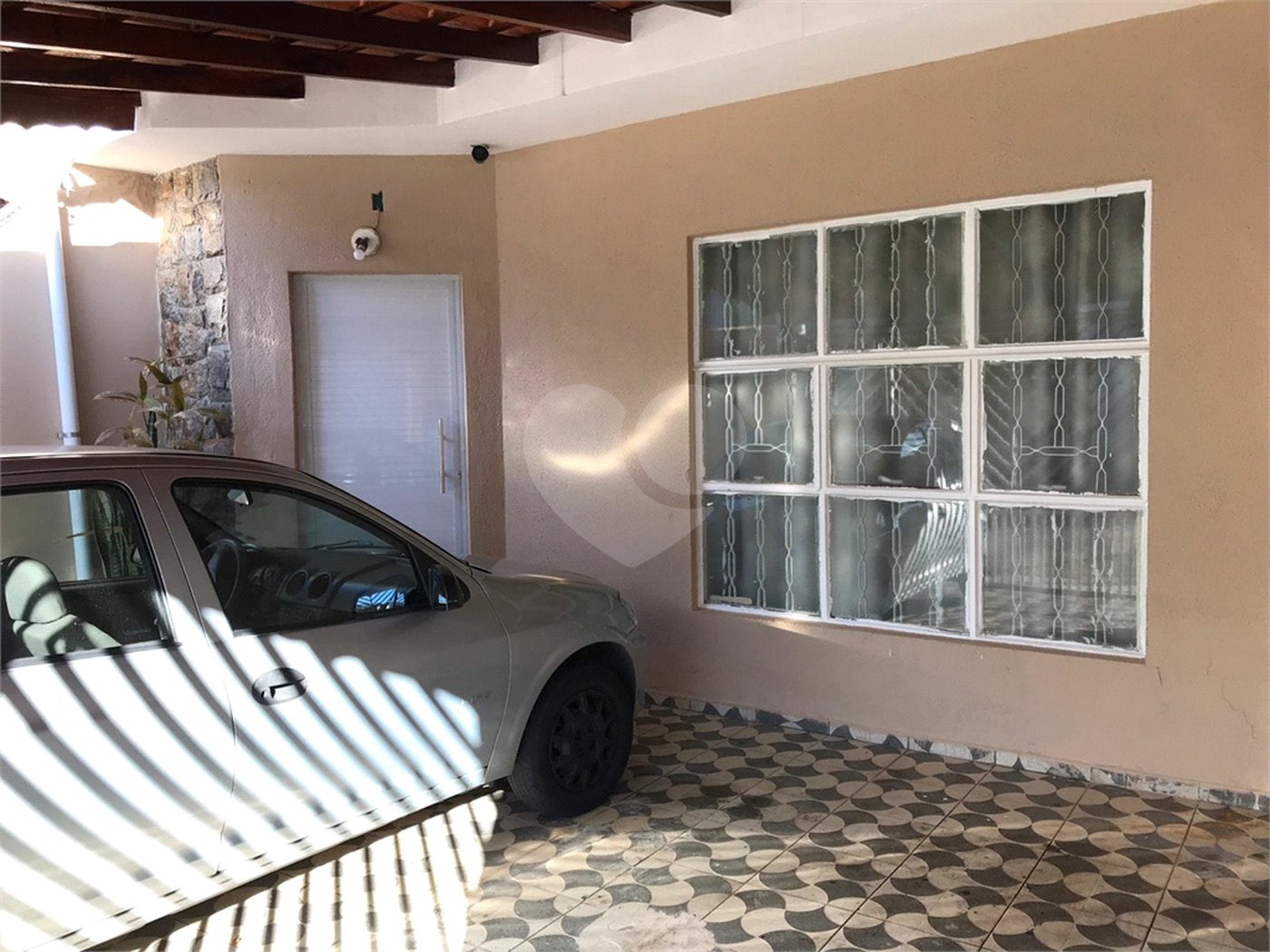 Casa à venda com 3 quartos, sendo 1 suíte, em Jardim Karolyne, Votorantim, SP