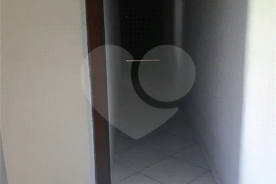 Sobrado à venda com 3 quartos, sendo 1 suíte, em Tremembé, São Paulo, SP