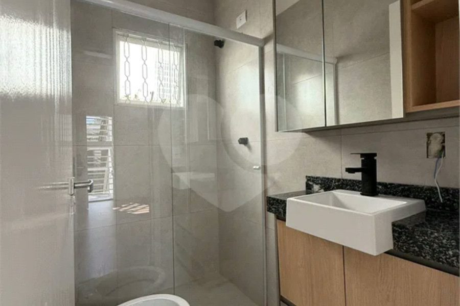 Vendo Apartamento Novo – 80m² de Conforto e Praticidade!