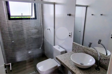 Casa à venda com 3 suítes no condomínio Porto do Sol, Valinhos - SP