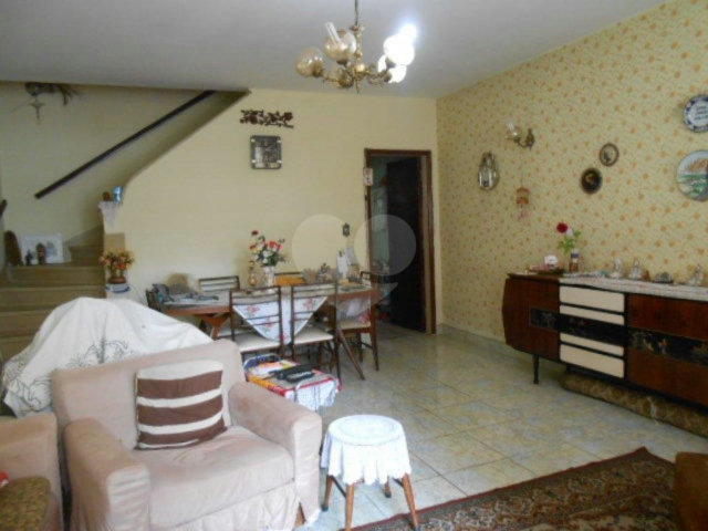 Sobrado à venda com 3 quartos em Santa Teresinha, São Paulo, SP