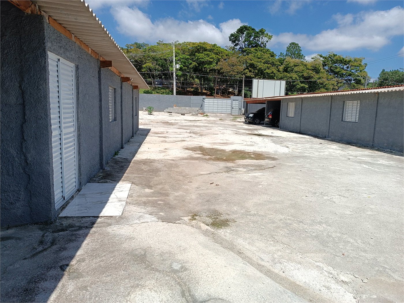 Casa à venda com 5 quartos, sendo 3 suítes, em Jardim Villaça, São Roque, SP