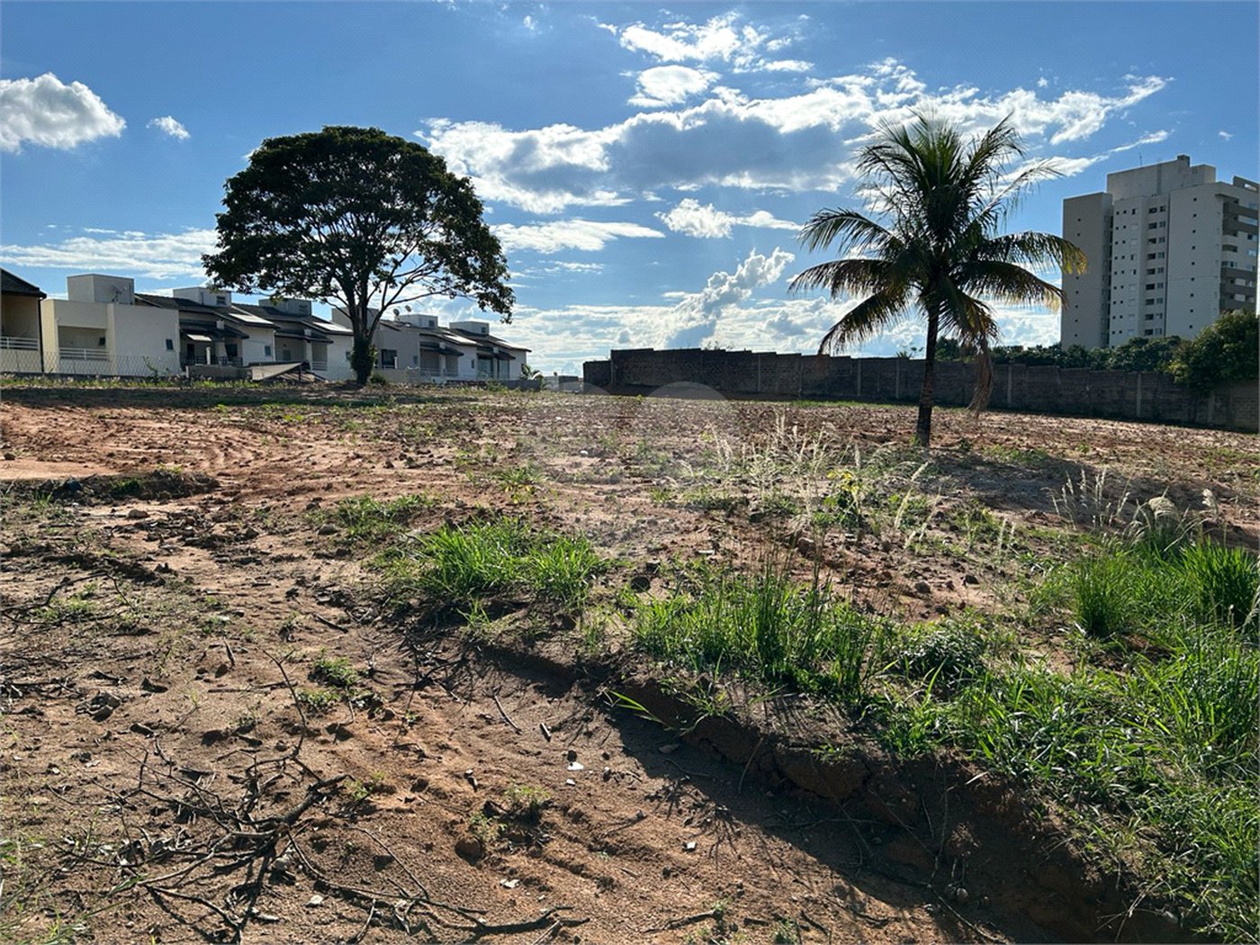 Terreno à venda em Granjas Santa Terezinha, Taubaté, SP