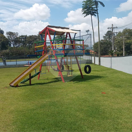 Casa à venda com 3 suítes no condomínio Associação dos Moradores do Loteamento Alto da Floresta, Bom Jesus dos Perdões - SP