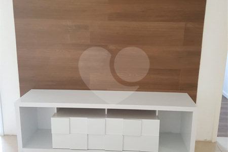 Apartamento em condomínio fechado em Itatiba- SP.
