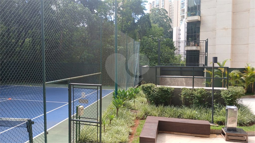 Apartamento à venda com 3 suítes em Jardim Fonte do Morumbi, São Paulo, SP