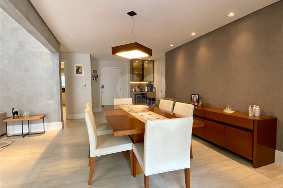 Apartamento à venda com 3 suítes em Morumbi, São Paulo, SP