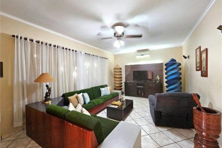 Casa Térrea à venda com 6 quartos, sendo 4 suítes, em Jardim Maria Goretti, Ribeirão Preto, SP