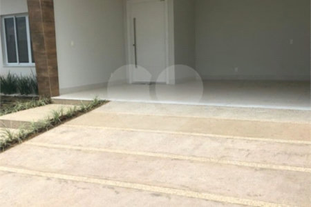 Casa à venda com 4 suítes no condomínio Chácara Ondina, Sorocaba - SP