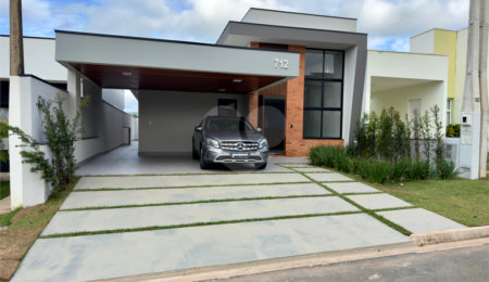 Casa à venda com 3 suítes no condomínio Residencial Phytus, Cabreúva - SP