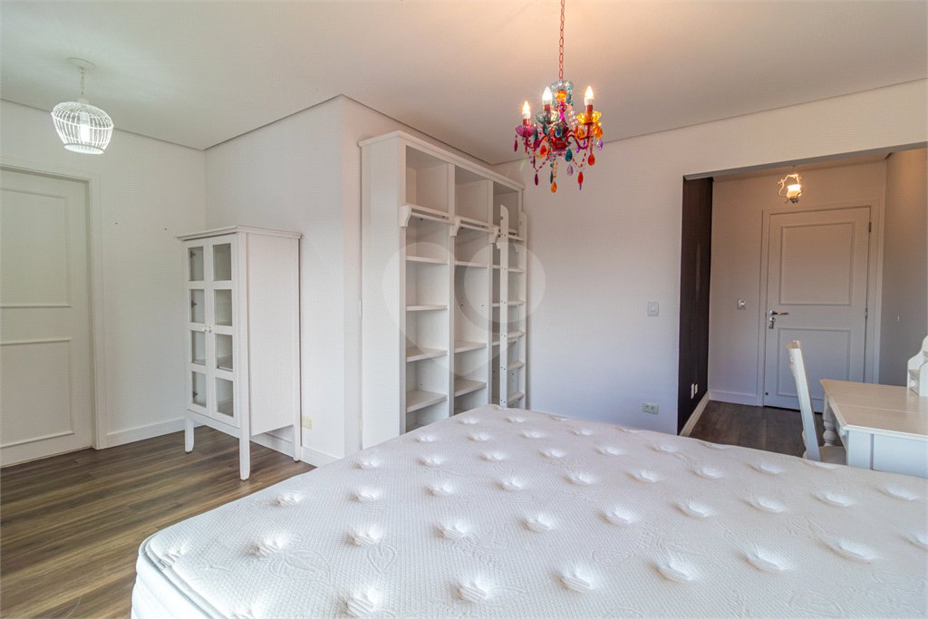 Apartamento à venda com 4 suítes em Jardim Marajoara, São Paulo, SP