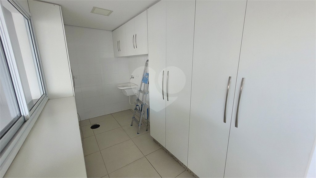 Casa Térrea à venda com 5 quartos, sendo 2 suítes, em Água Fria, São Paulo, SP