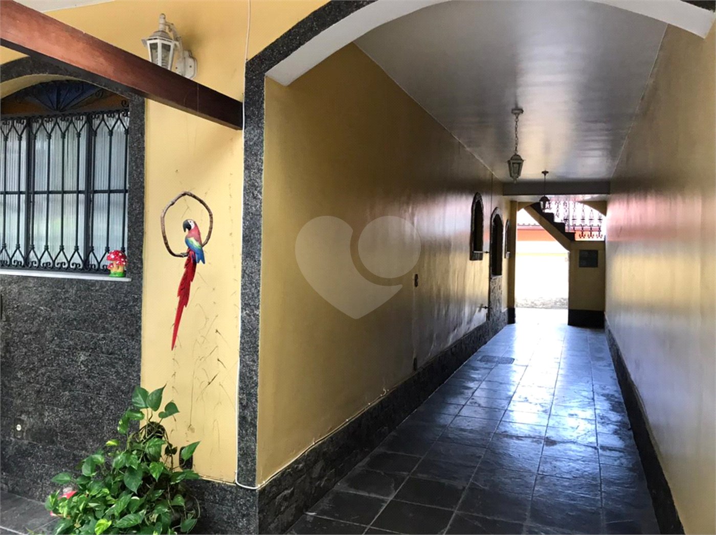 Casa à venda com 3 quartos, sendo 1 suíte,  em Campo Grande, Rio de Janeiro, RJ