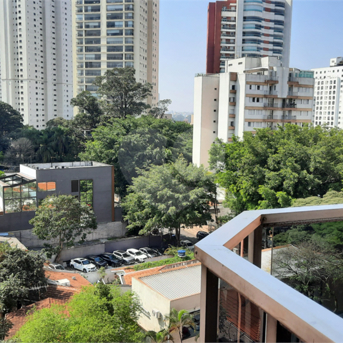 Apartamento à venda com 3 quartos, sendo 1 suíte, em Jardim Marajoara, São Paulo, SP