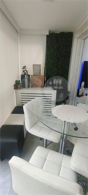 Apartamento à venda com 2 quartos, sendo 1 suíte, em Jardim Flor da Montanha, Guarulhos, SP