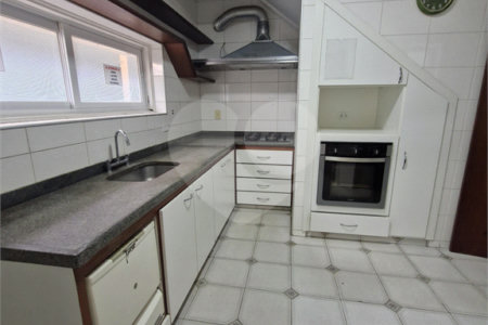 Casa à venda ou para alugar com 5 quartos, sendo 4 suítes,  em Santa Rosa, Vinhedo, SP