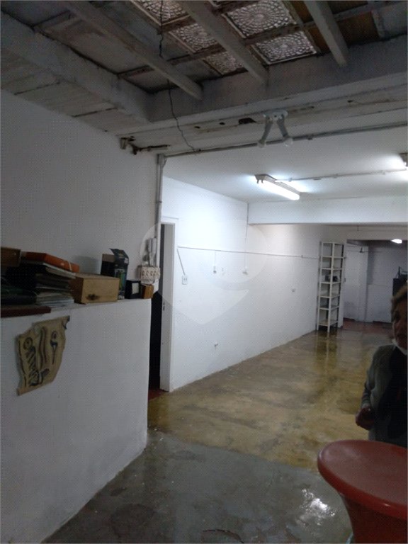 Casa à venda ou para alugar com 5 quartos, sendo 3 suítes, em Cambuci, São Paulo, SP