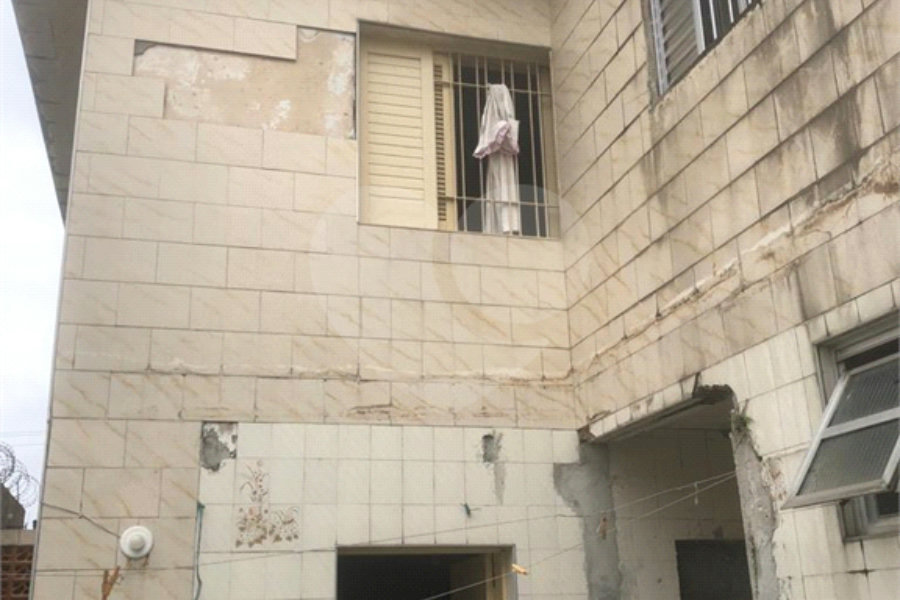 Sobrado à venda com 2 quartos em Artur Alvim, São Paulo, SP