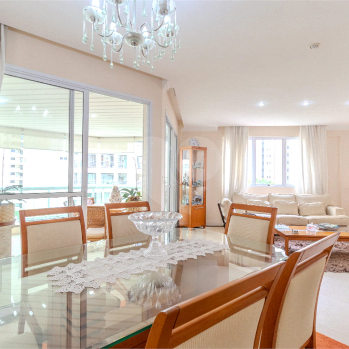 Apartamento à venda com 3 suítes em Vila Mascote, São Paulo, SP