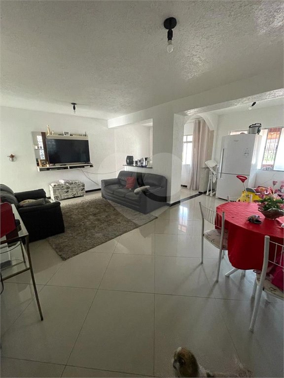 Sobrado à venda com 3 quartos em Tremembé, São Paulo, SP