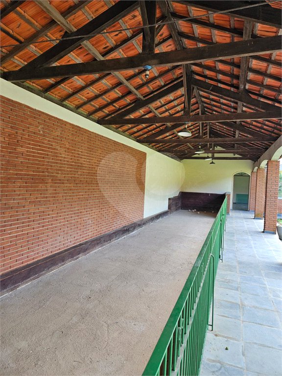 Sítio à venda com 6 quartos, sendo 1 suíte,  em Bairro do Cambará, São Roque, SP