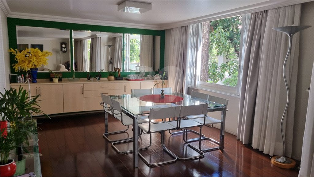 Apartamento à venda com 3 quartos, sendo 1 suíte, em Bela Vista, São Paulo, SP