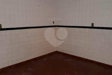 Sobrado à venda com 3 quartos, sendo 1 suíte, em Vila Gustavo, São Paulo, SP