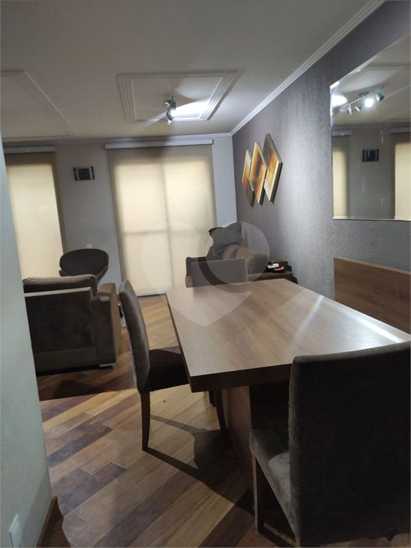 Casa à venda com 3 quartos, sendo 1 suíte,  no condomínio Liberty Village, São Paulo - SP