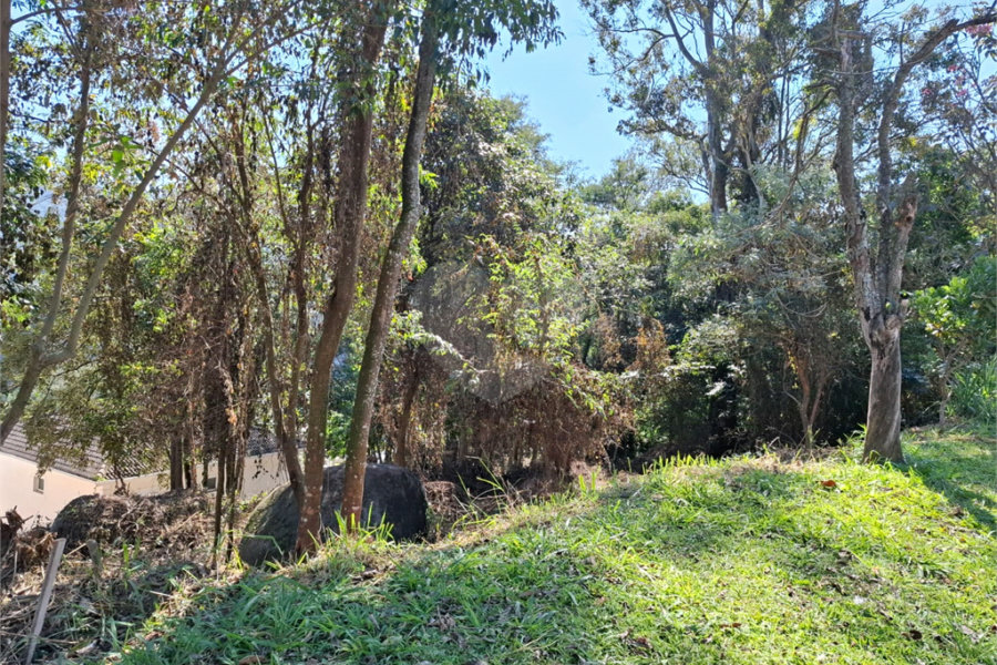 Terreno à venda no condomínio Itaguaçu da Cantareira, São Paulo - SP