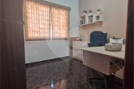 Casa à venda com 4 quartos, sendo 1 suíte, em Jardim Planalto, Salto, SP
